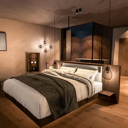 Vogl's Nest فندق 4*