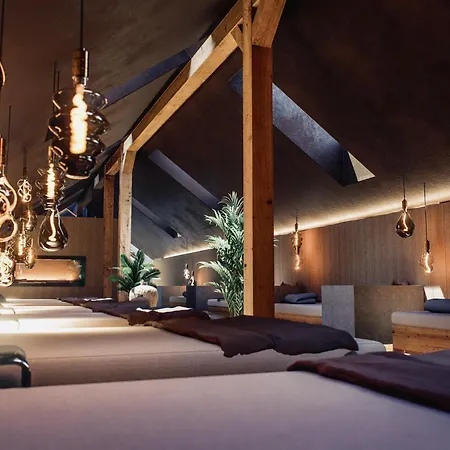 Vogl's Nest Hotel 4*